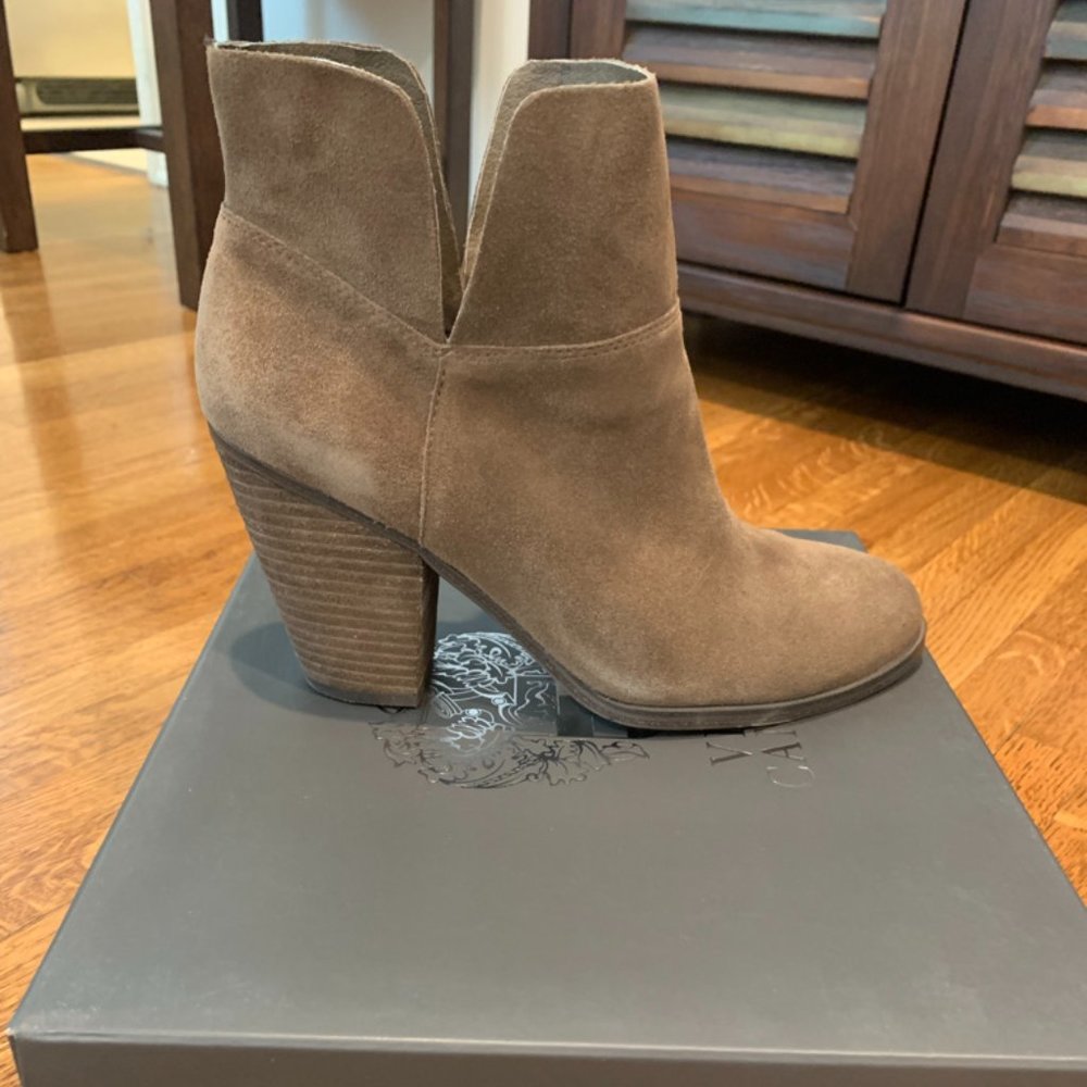 Vince Camuto Helyn Booties